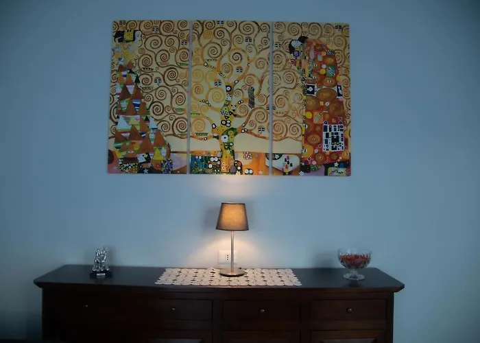 L'affresco בית הארחה